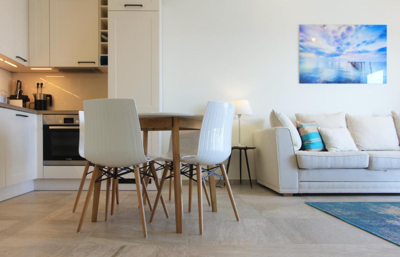 Lustica Bay Magnolia Apartment Тиват Экстерьер фото