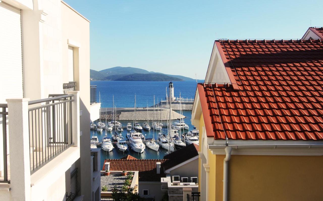 Lustica Bay Magnolia Apartment Тиват Экстерьер фото